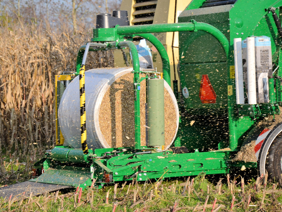 Agroni Multibaler 1220 film